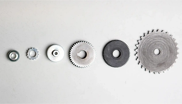 Importance of Helical Gears in Power Transmission - Gear Manufacturing Guide