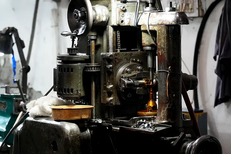 Swadeshi Gears Factory Images  Manufacturing Process