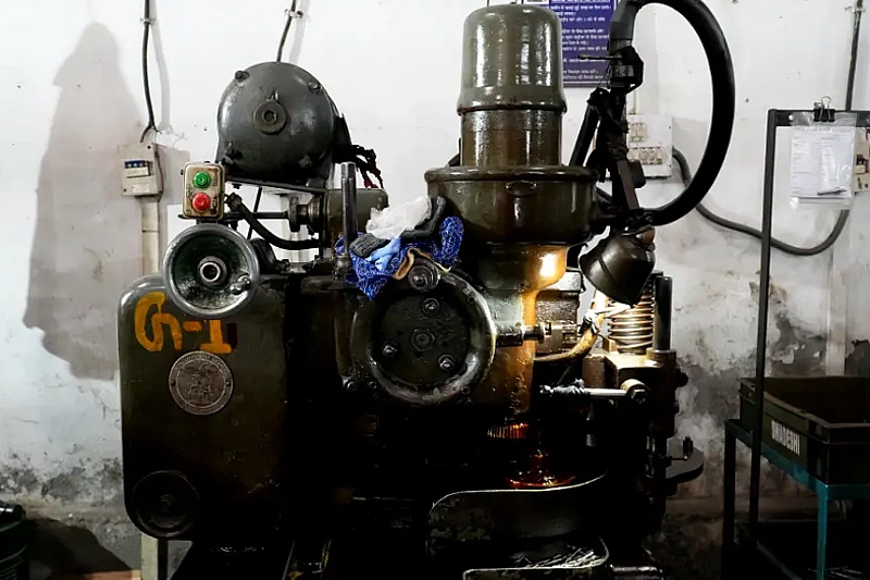 Swadeshi Gears Factory Images  Manufacturing Process