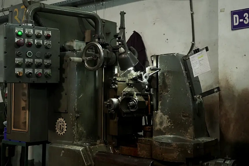 Swadeshi Gears Factory Images  Manufacturing Process