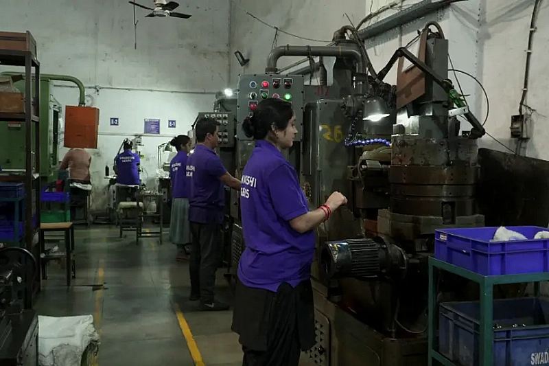 Swadeshi Gears Factory Images  Manufacturing Process